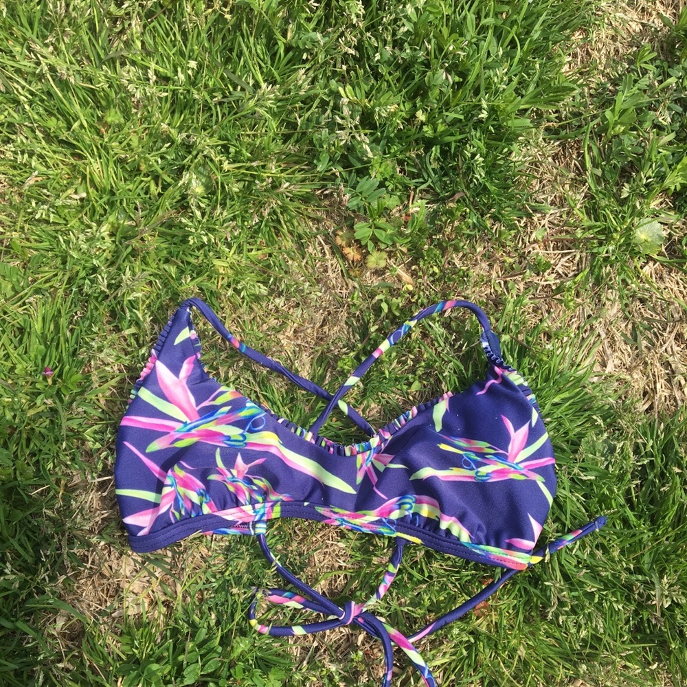 Lychee bikini top